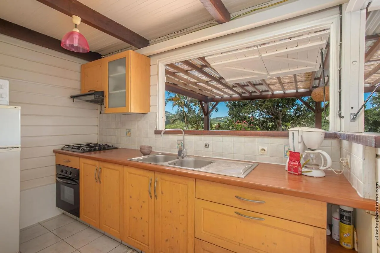 Sunny Bungalow Croisee Decius